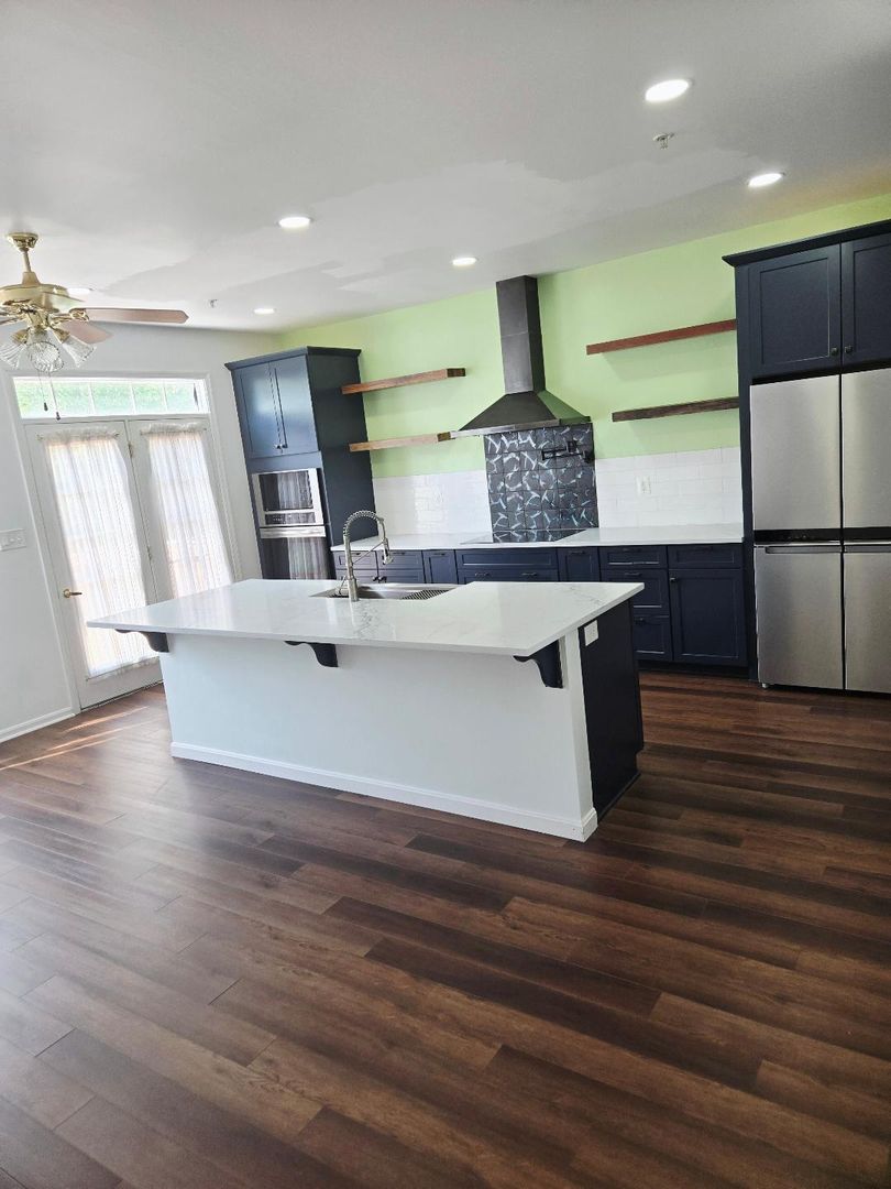 Pasadena House: 4119 Apple Leaf Court