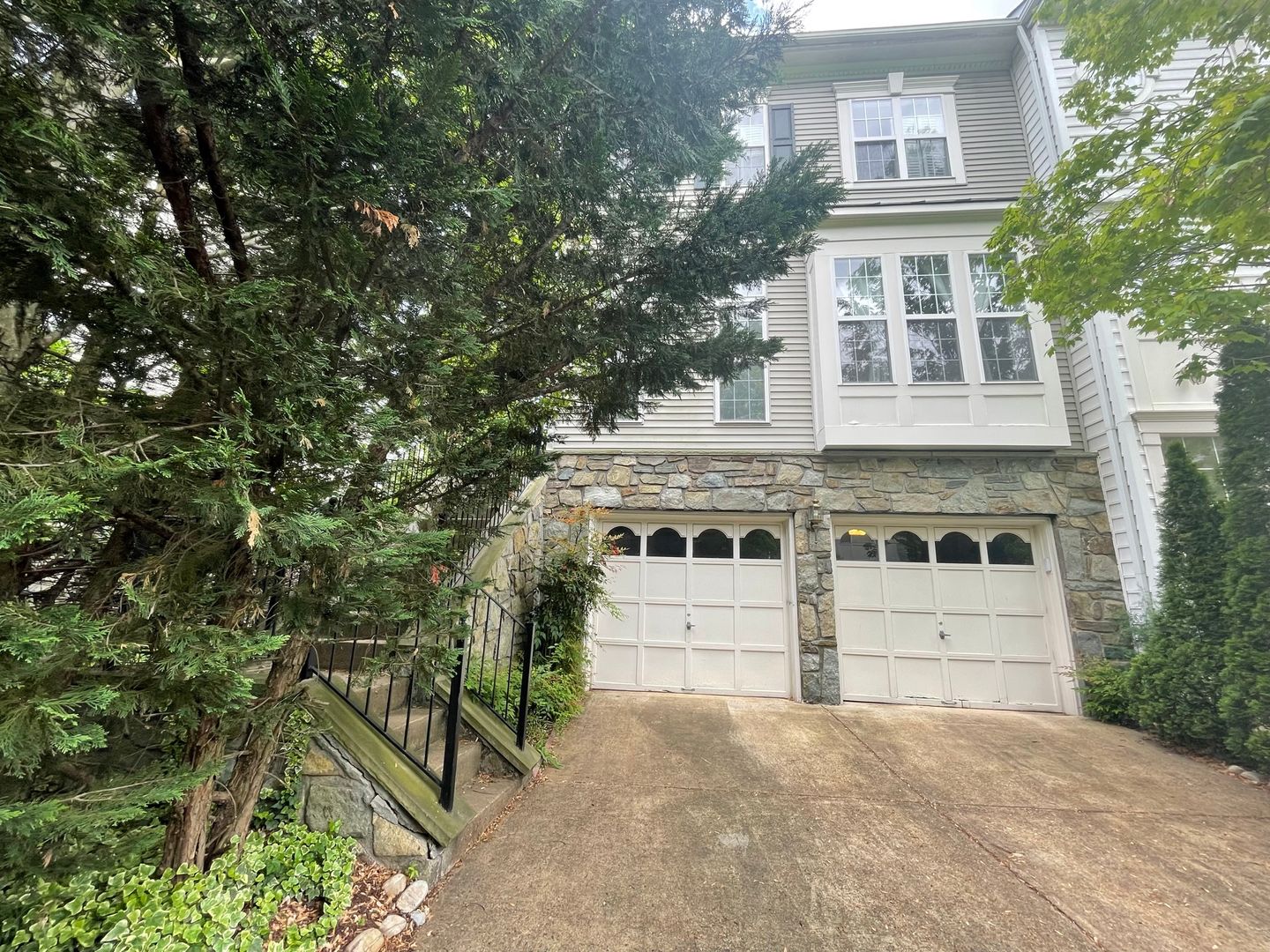 Alexandria Townhome: 3826 Watkins Mill Drive