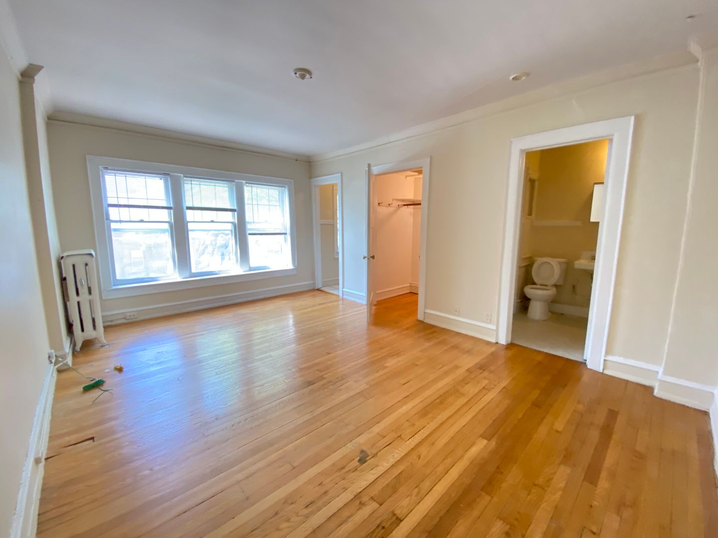 Milwaukee Apartment: 1303 N. Cass St.