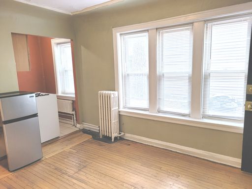 Cozy Eastside Efficiency with Most Utilities Included!