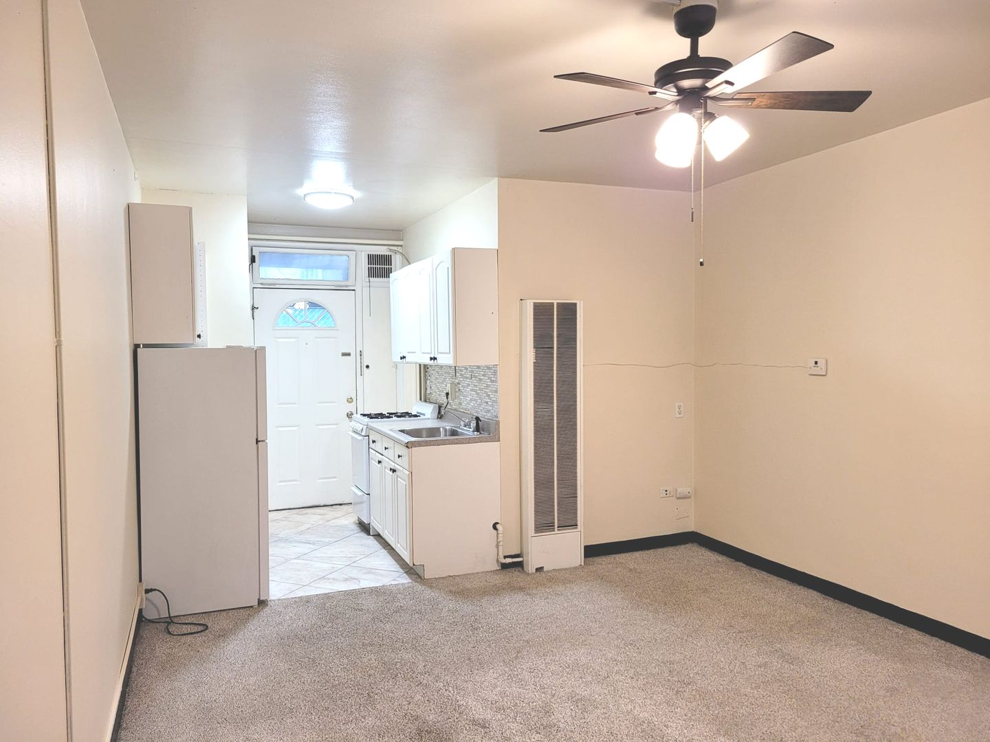 Milwaukee Apartment: 1026 E Lyon St