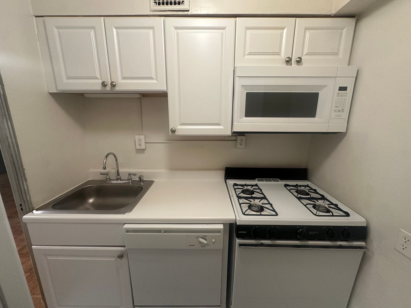 Shorewood Apartment: 2121 E. Capitol Dr.