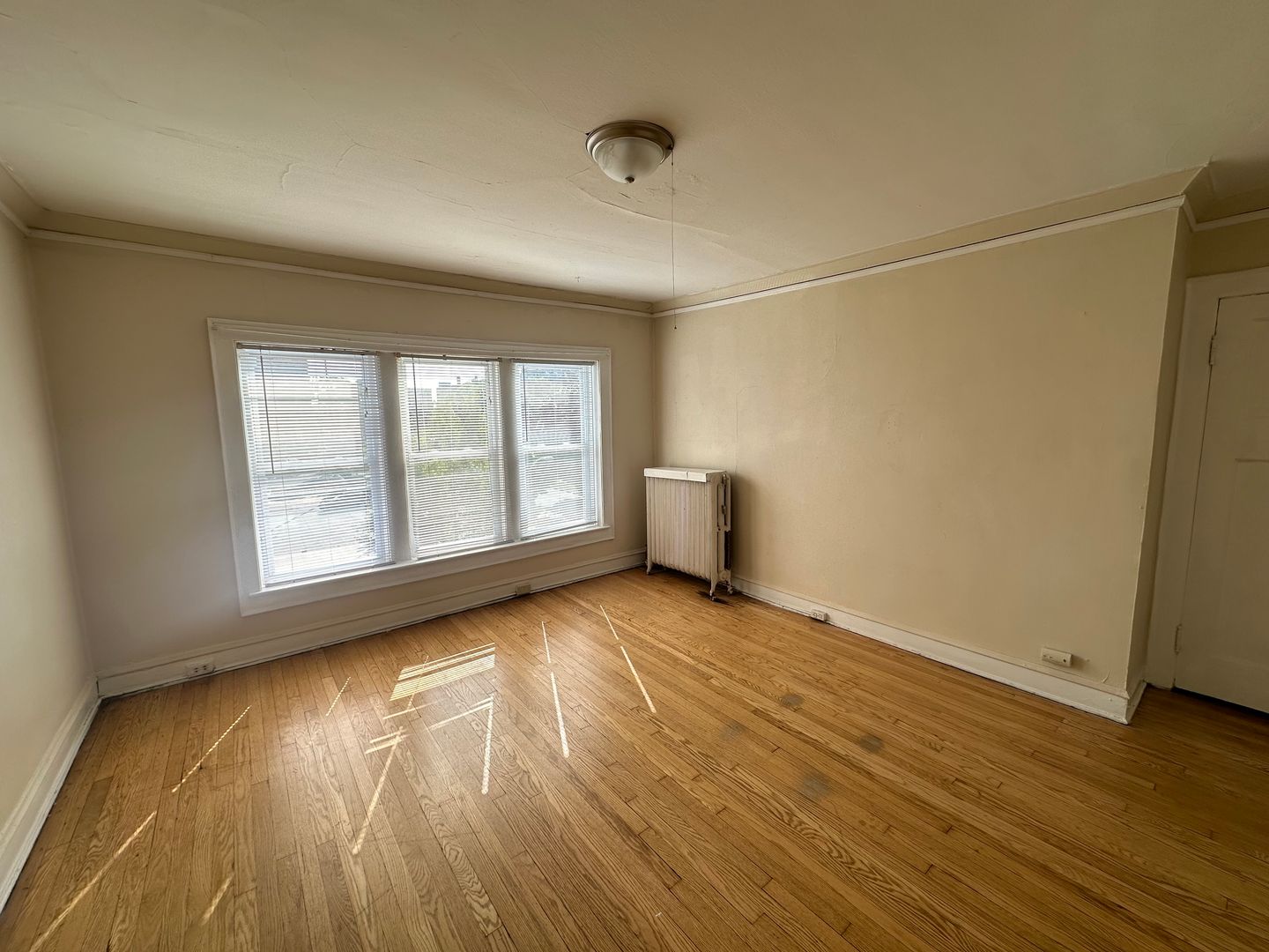 Milwaukee Apartment: 1303 N. Cass St.