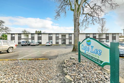 $300 off First Month's Rent!! Completely Updated & Remodeled Spacious 2-Bedroom Apartment at Cape Lee Apartments - Albany, OR – photo 1