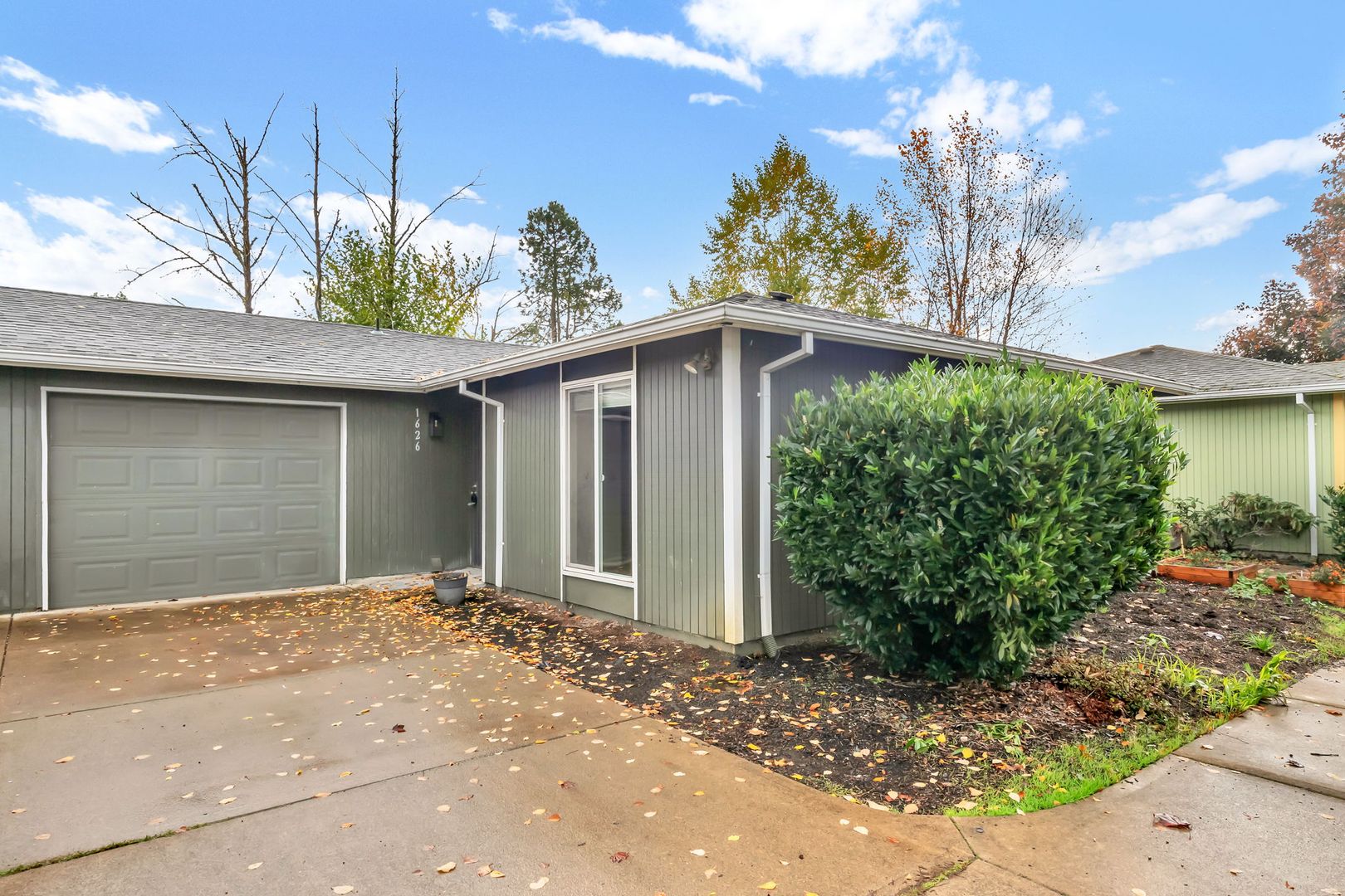 Salem Apartment: 1626 - 1628 Madras St SE