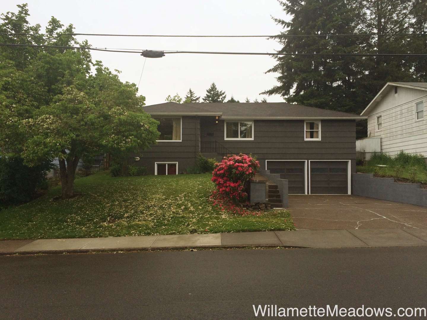 Salem House: 2530 Summer St SE