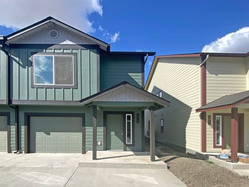 1788 S 9th Street, Lebanon, OR 97355