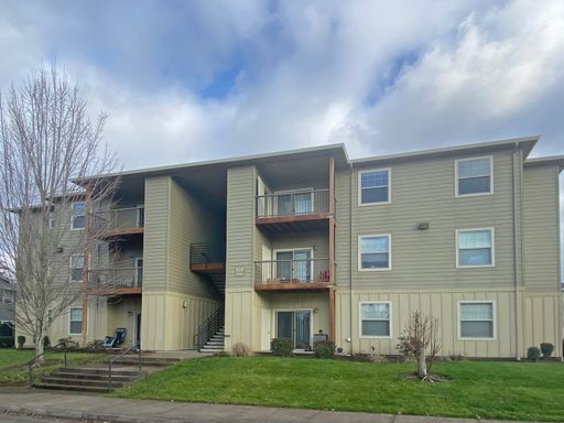 Charming 2 Bedroom Close to WOU! – photo 1