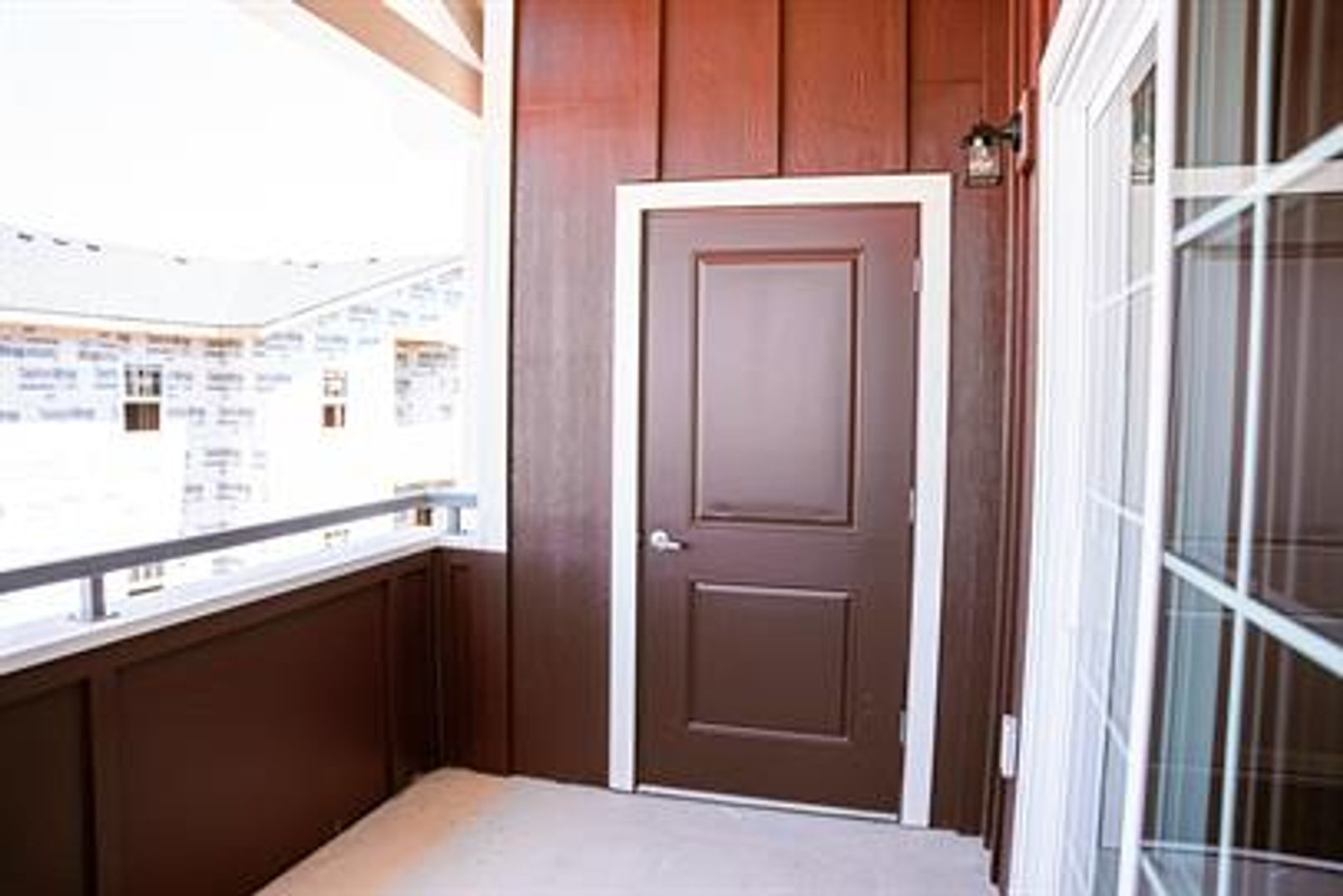 Lebanon Apartment: 875 Village Loop