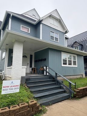 Amazing Parkside Quadplex – photo 1
