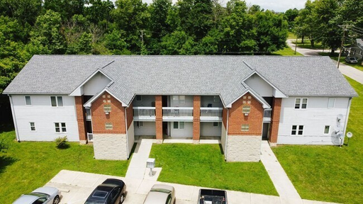 Modern Living. Connected Location. Rochester Manor in Muncie. – photo 1