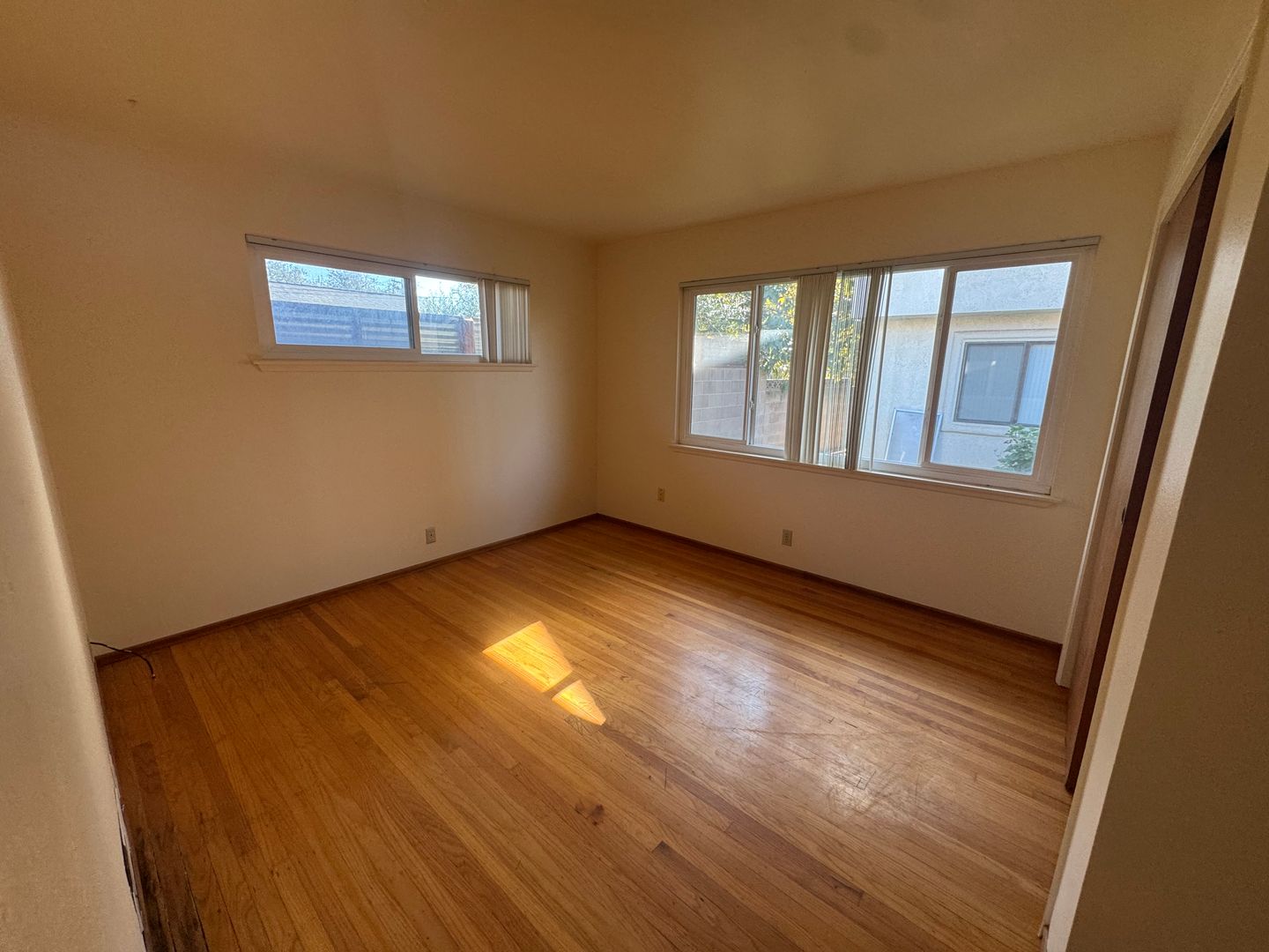 Santa Maria House: 708 E Cook St #A