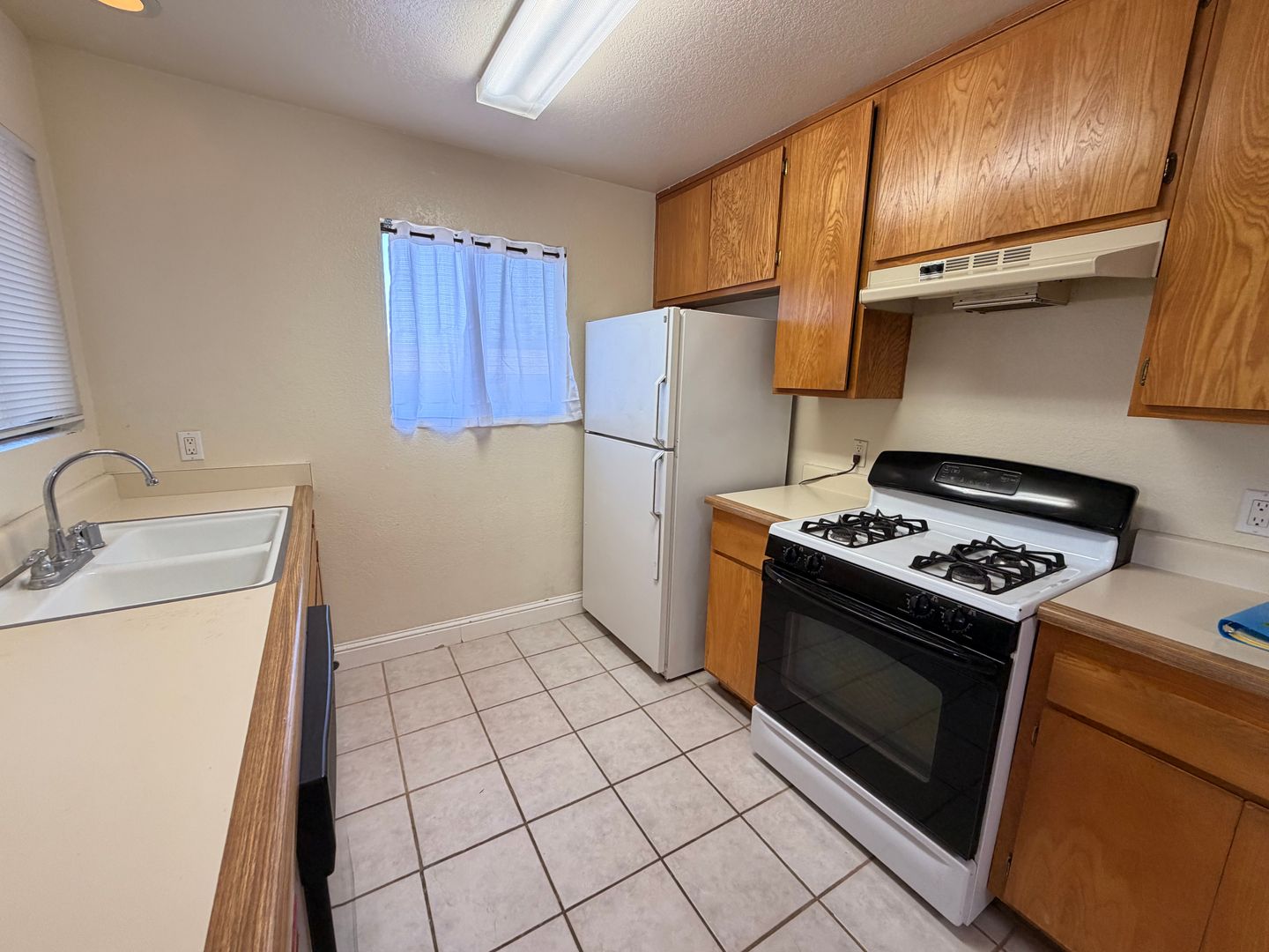 Santa Maria Condo: 3350 Santa Maria Way 105A