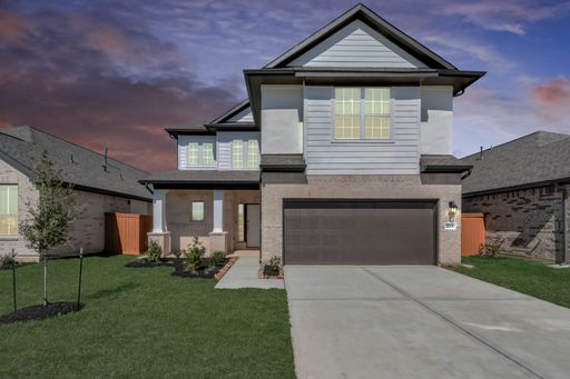 Welcome to the Cypress — Smart Style, Contemporary Comfort. – photo 1