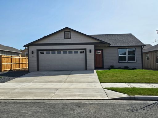 **MOVE-IN SPECIAL: FIRST MONTH ONLY $99! ** Landscaping Included! – photo 1
