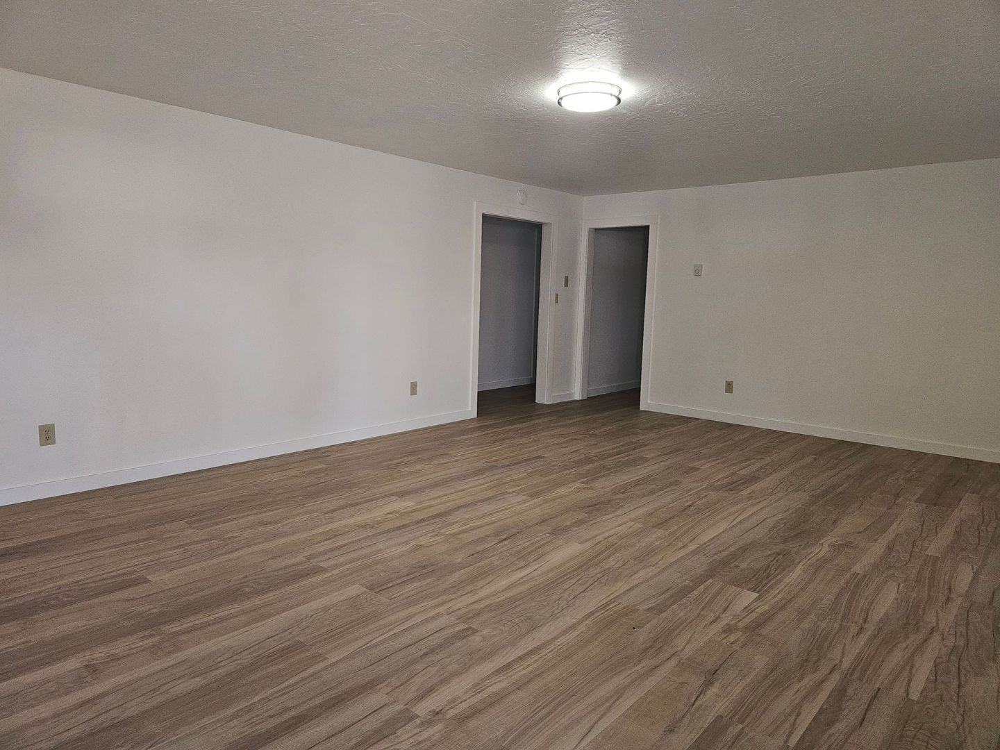 Madras Apartment: 1535 SW HWY 97