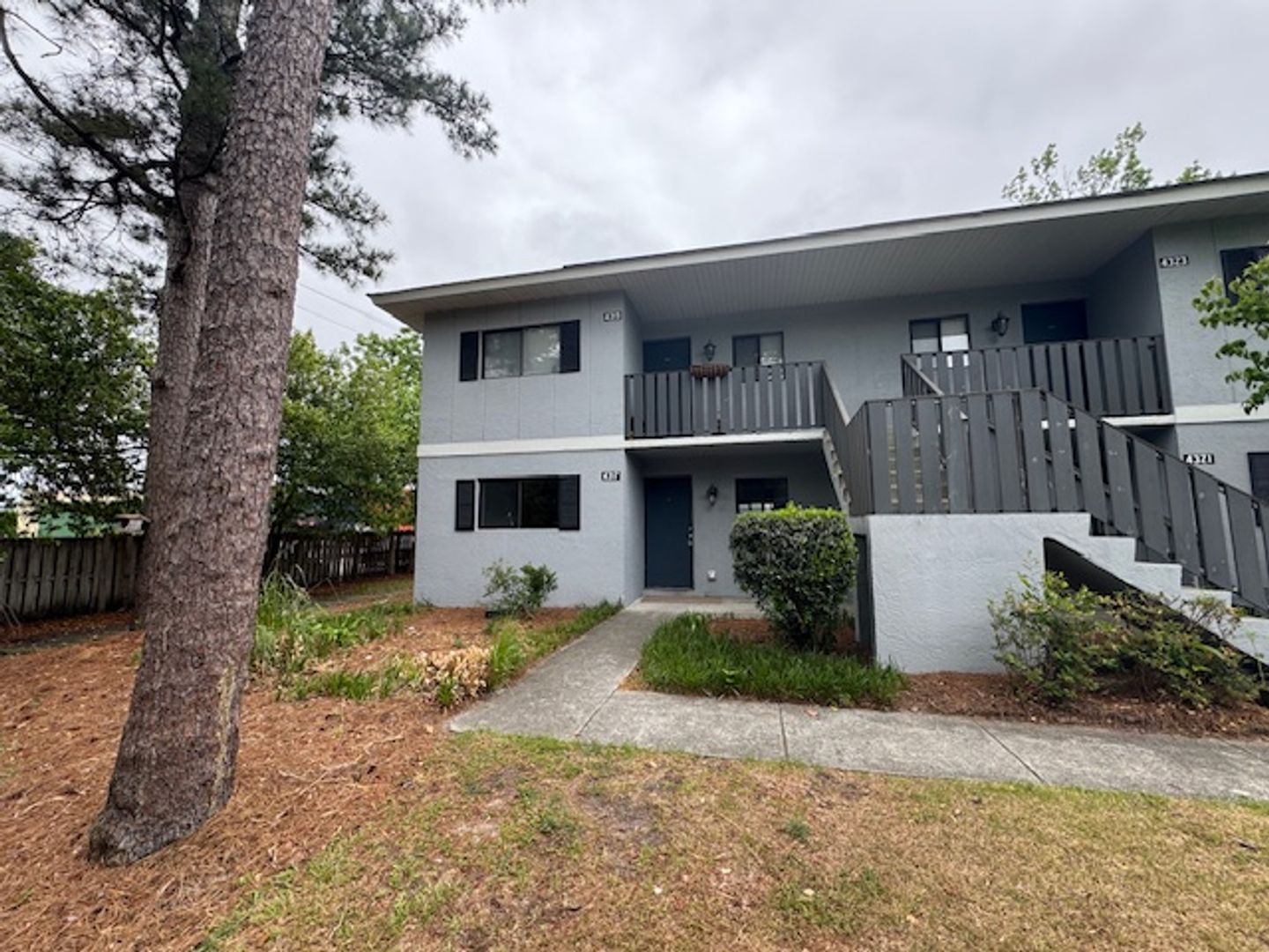 Wilmington House: 4317 Holly Tree