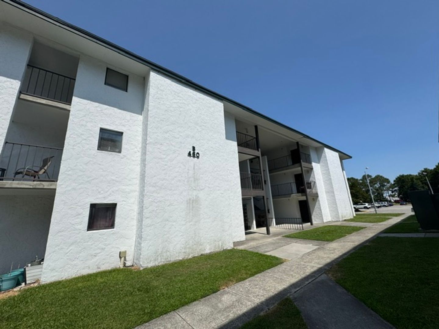 Wilmington Apartment: 460 Racine Drive