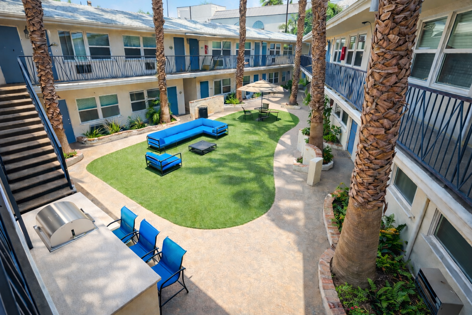 Courtyard at JK20 - Thayer Units LLC