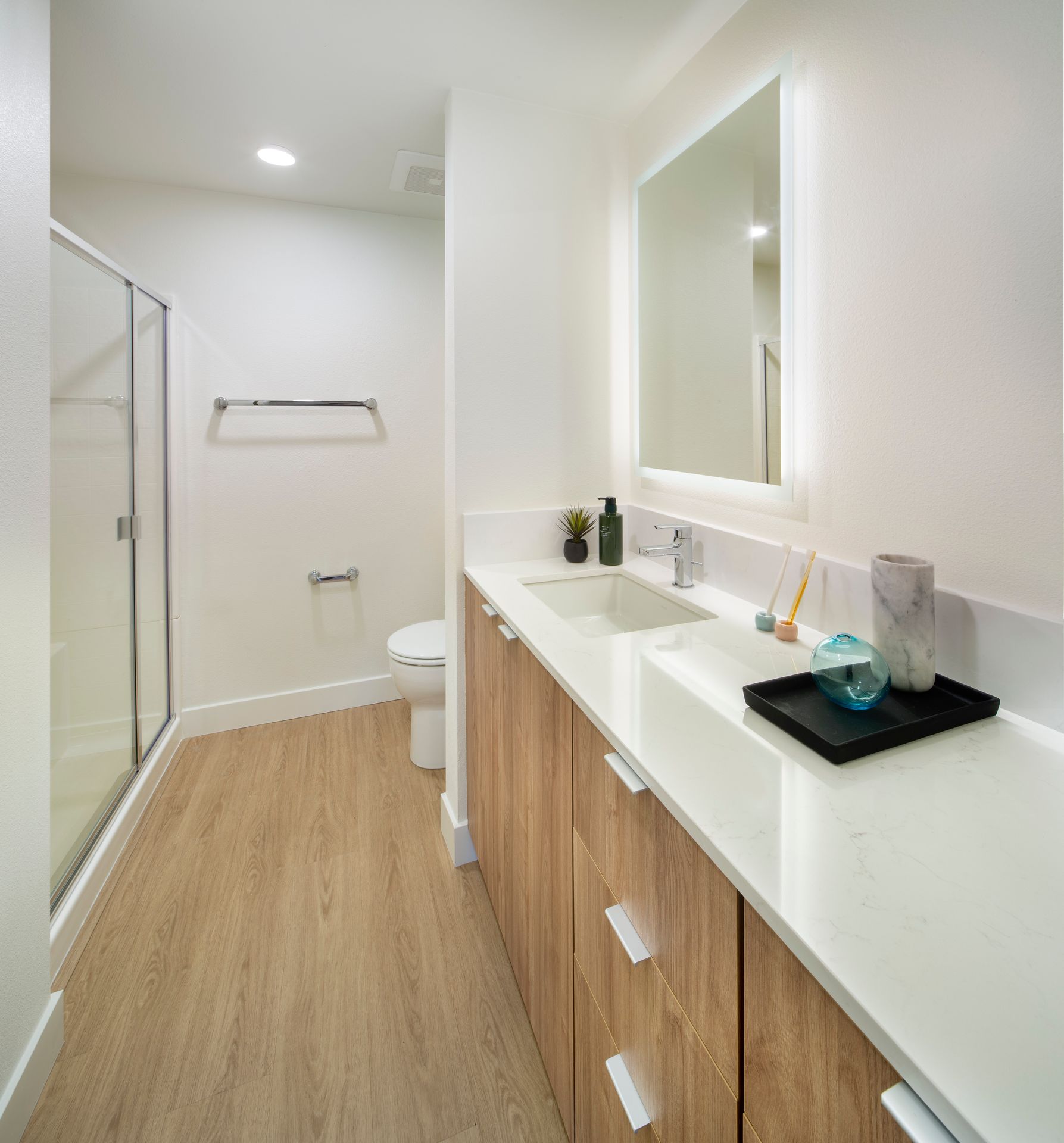 7810 Topanga Canyon Blvd, 117B, Canoga Park, CA 91304