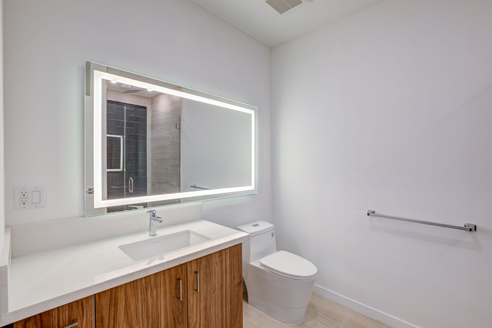 Hoover Parkview LLC 11 of 20