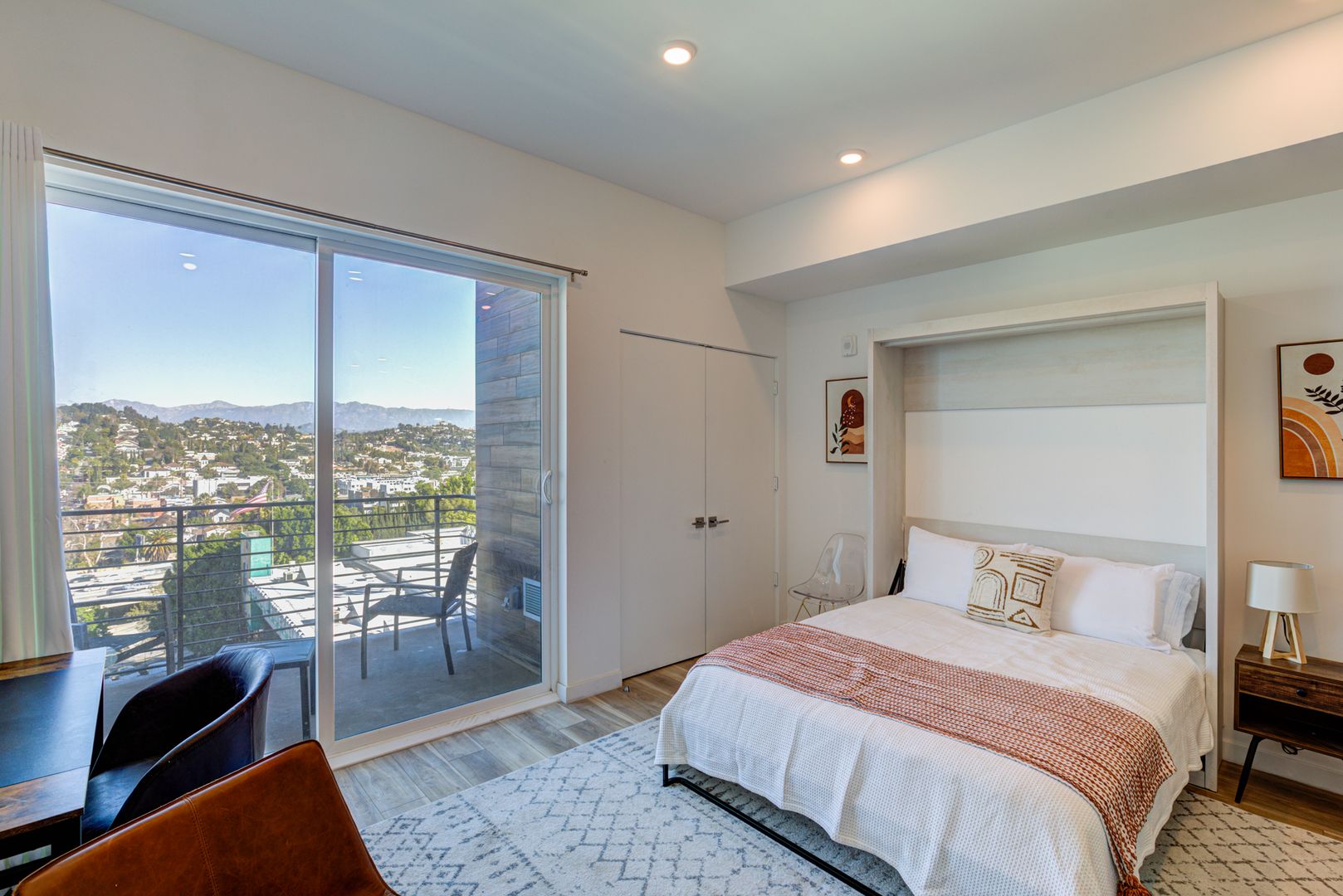 Los Angeles Apartment: 252 N. Hoover St.