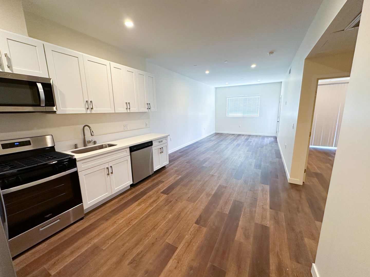 Los Angeles Apartment: 1041 N. Cummings St.