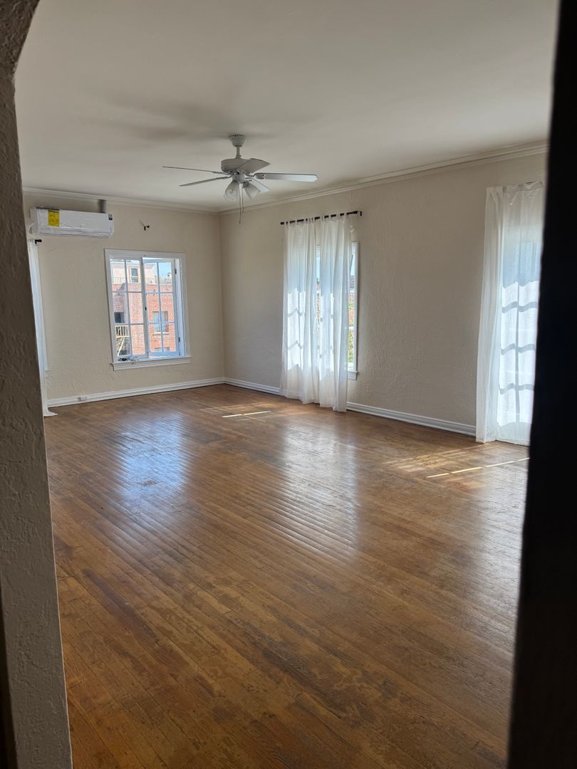 Wilshire Sunlight LLC 9 of 12