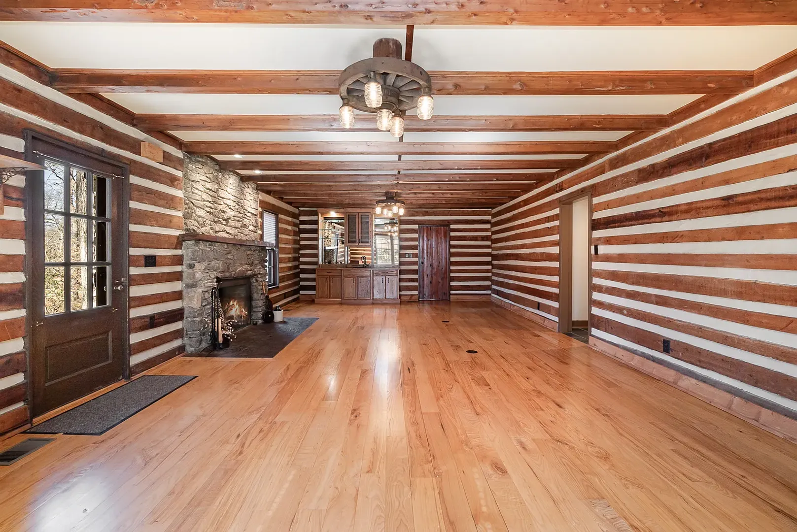 Nashville House: 4304 Brush Hill Road