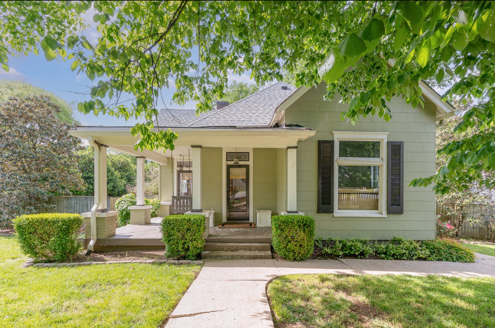Nashville House: 4601 Dakota Avenue