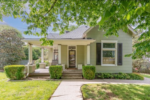 Sylvan Park Craftsman! – photo 1