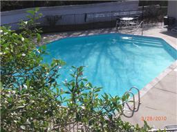 Nashville House: 213 Hillsboro Place