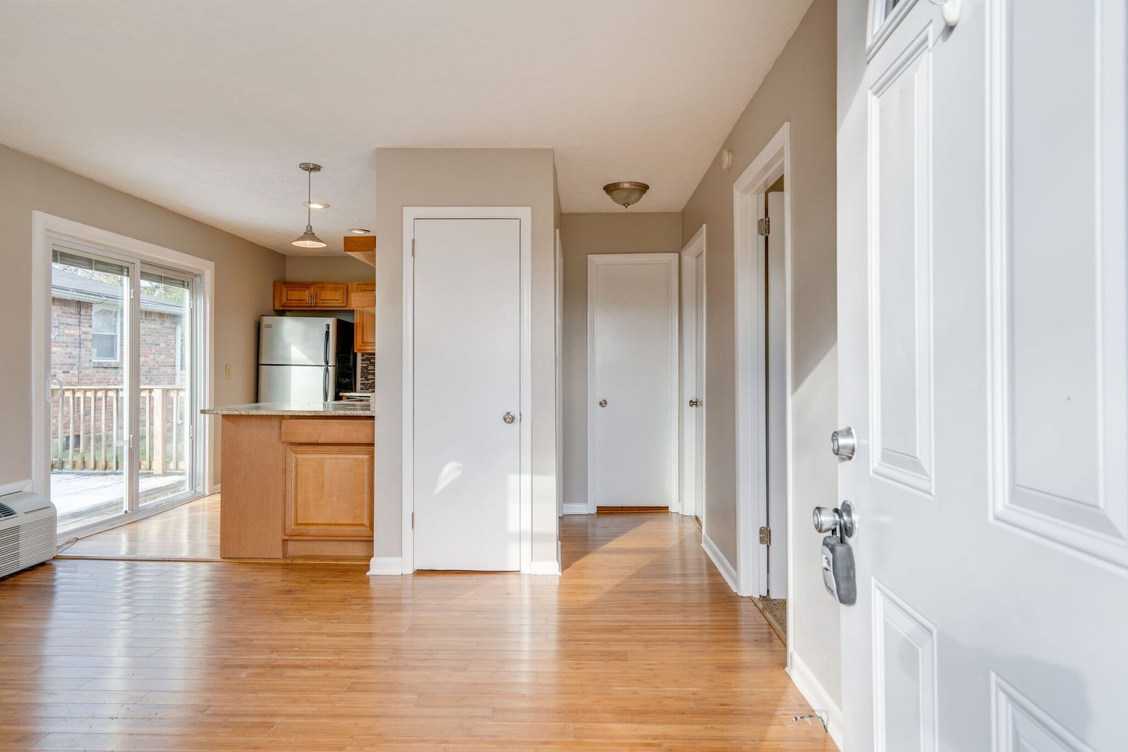 Nashville House: 335A Marshall Street