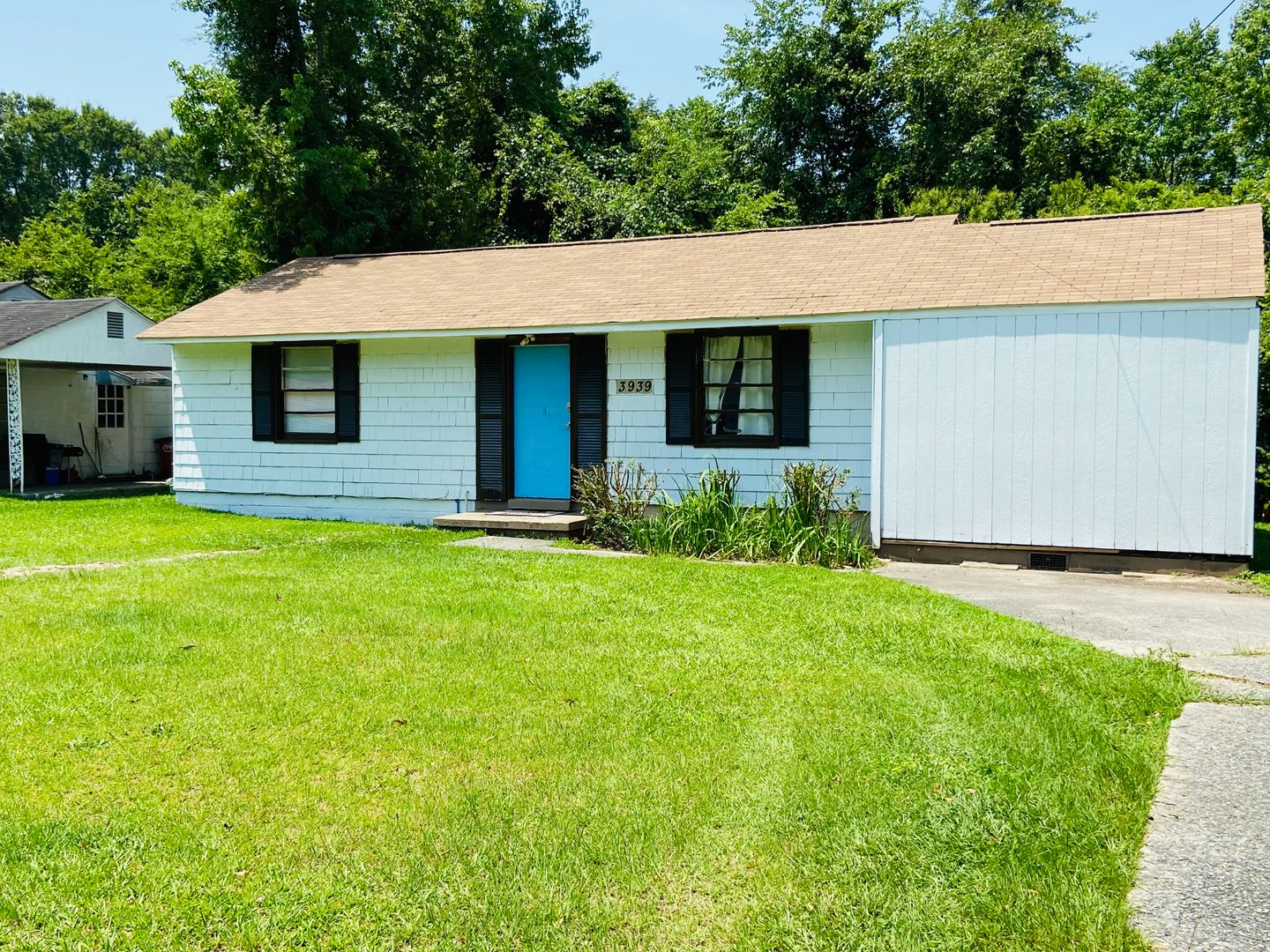 Macon House: 3939 Spencer Circle