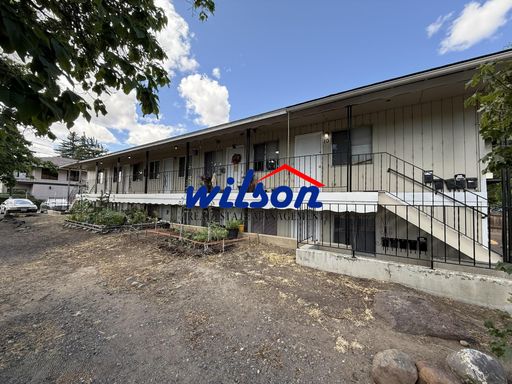 First-Floor 1 Bed, 1 Bath Apartment Near Amenities!
