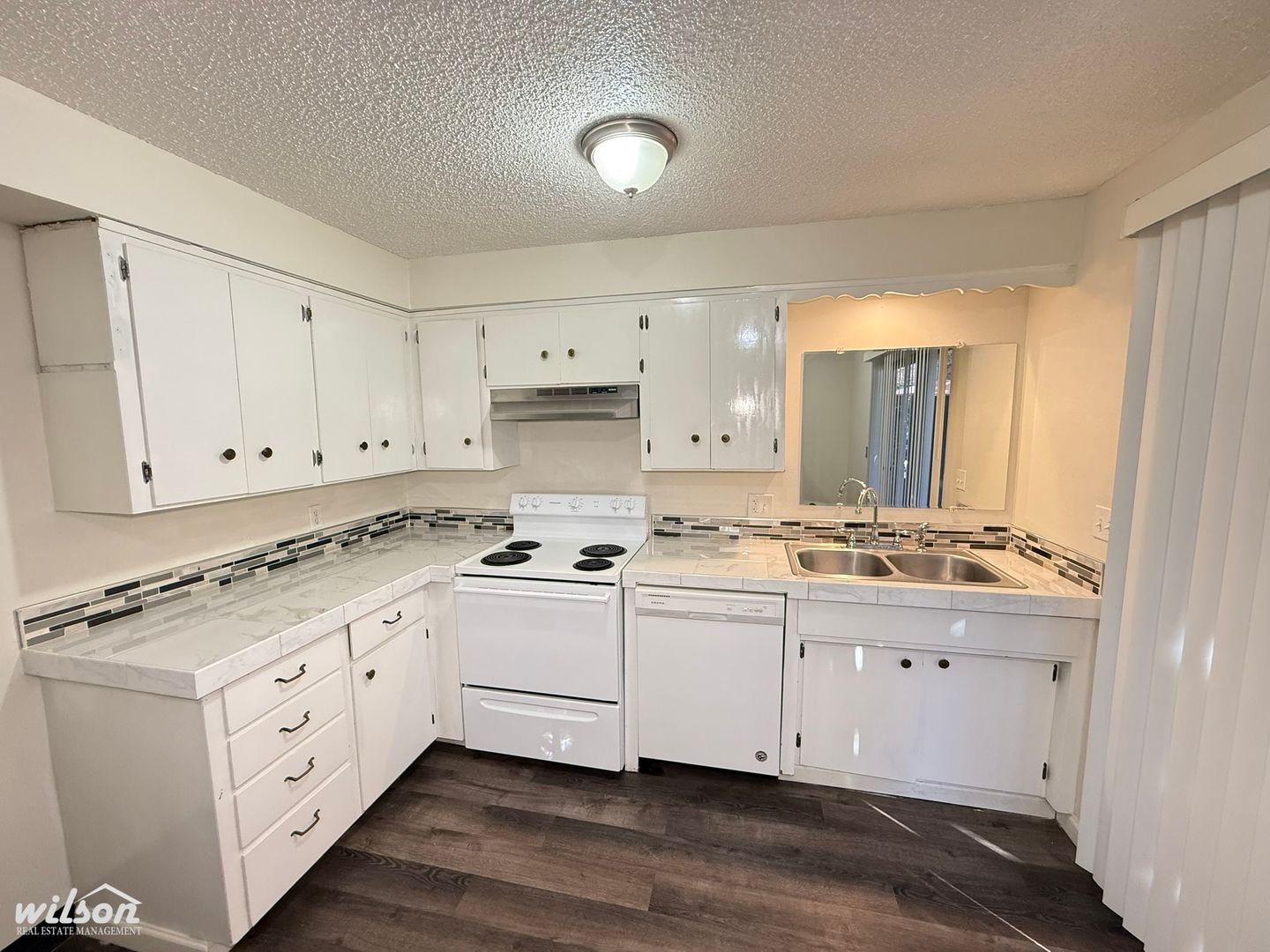 Yakima Apartment: 1525 Browne Ave