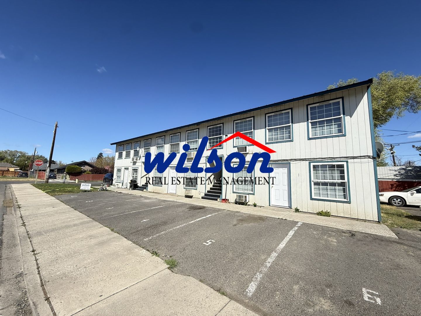 Yakima Apartment: 1318 Fairbanks Ave