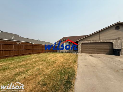 Spacious 3-Bedroom Duplex – photo 1