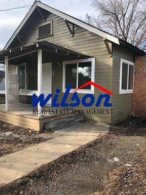 Cozy 3 Bedrooms | 1 Bathroom Home in White Swan!