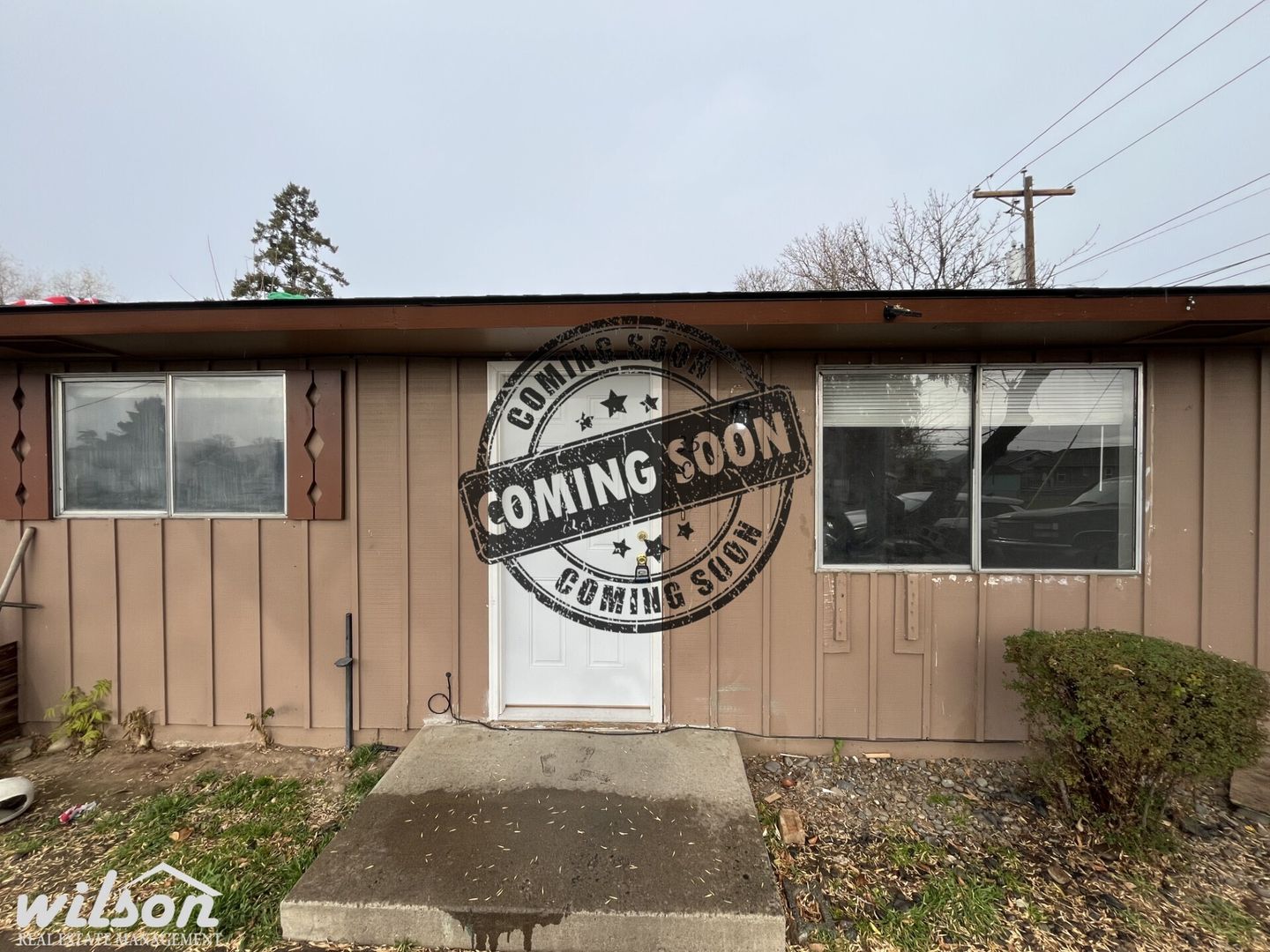 Yakima Apartment: 35 W Viola Ave