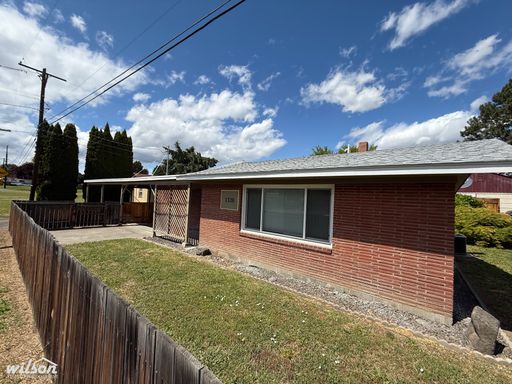 3bd/1ba House in Quiet Neighborhood near McClure Elementary! – photo 1