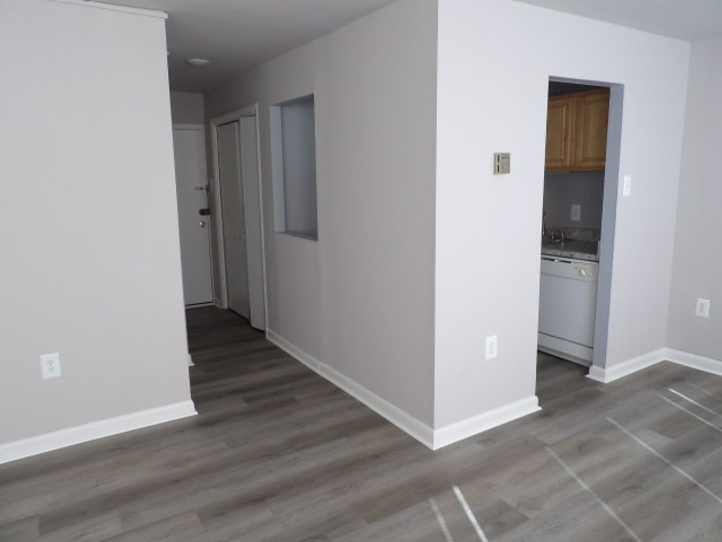 Oxon Hill Apartment: 7907 Indian Head Highway