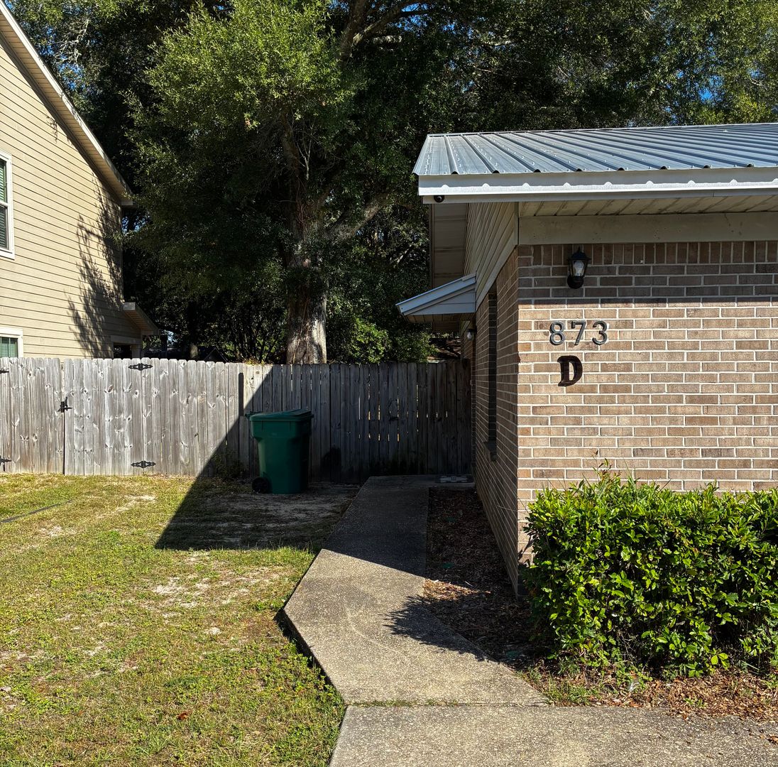 Fort Walton Beach House: 873 D Fairview Drive