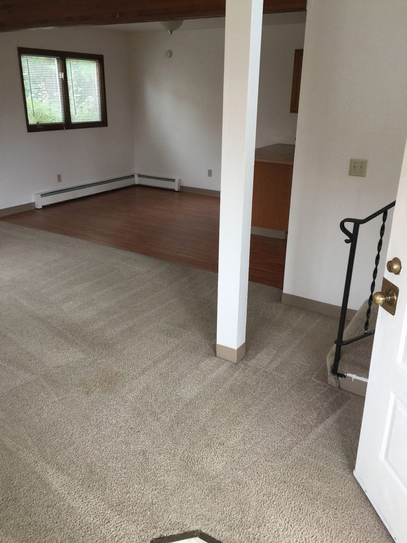 Anchorage Townhome: 1910 Martha's Vineyard Cir #1