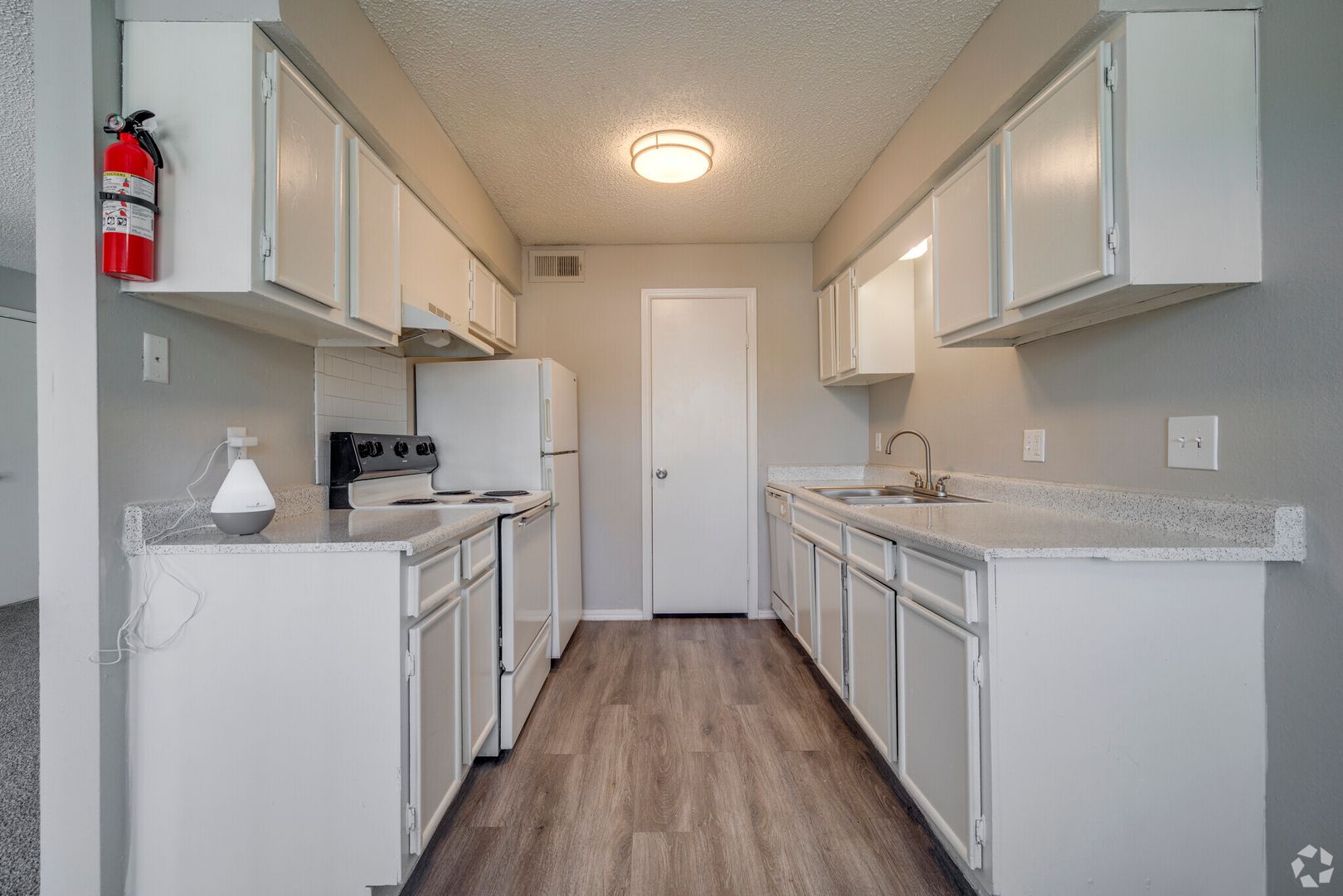 Tulsa Apartment: 11107 E Brady St