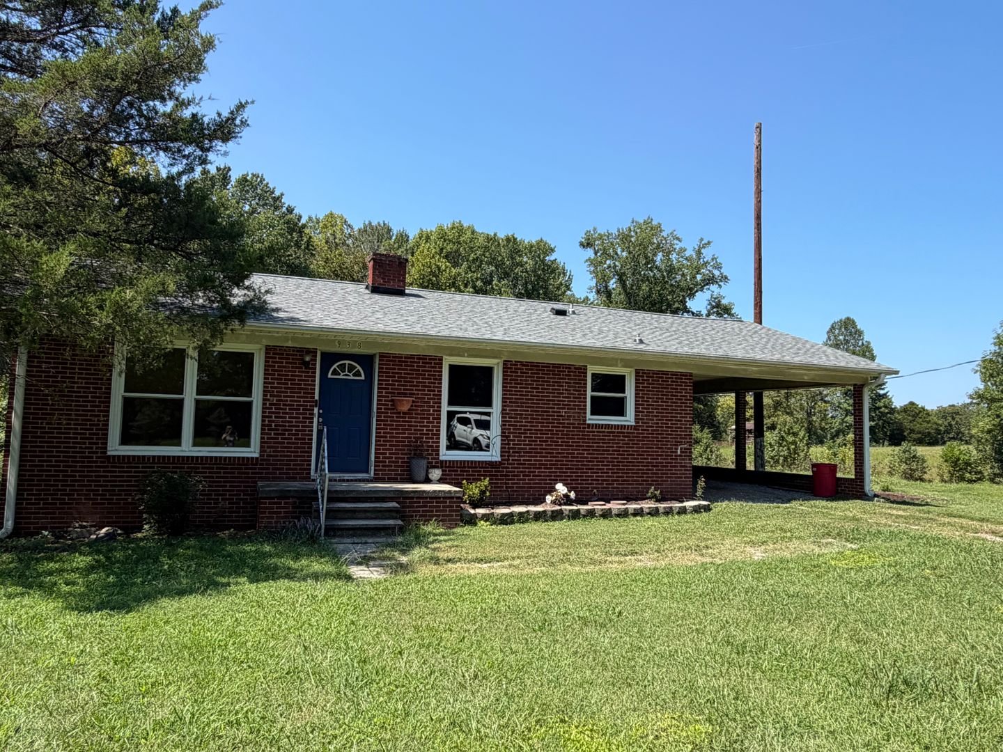 Elon House: 938 Elon Ossipee