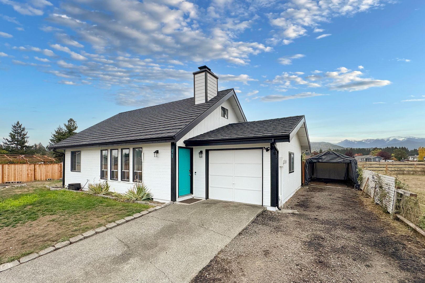 Sequim House: 71 W. Loma Vista