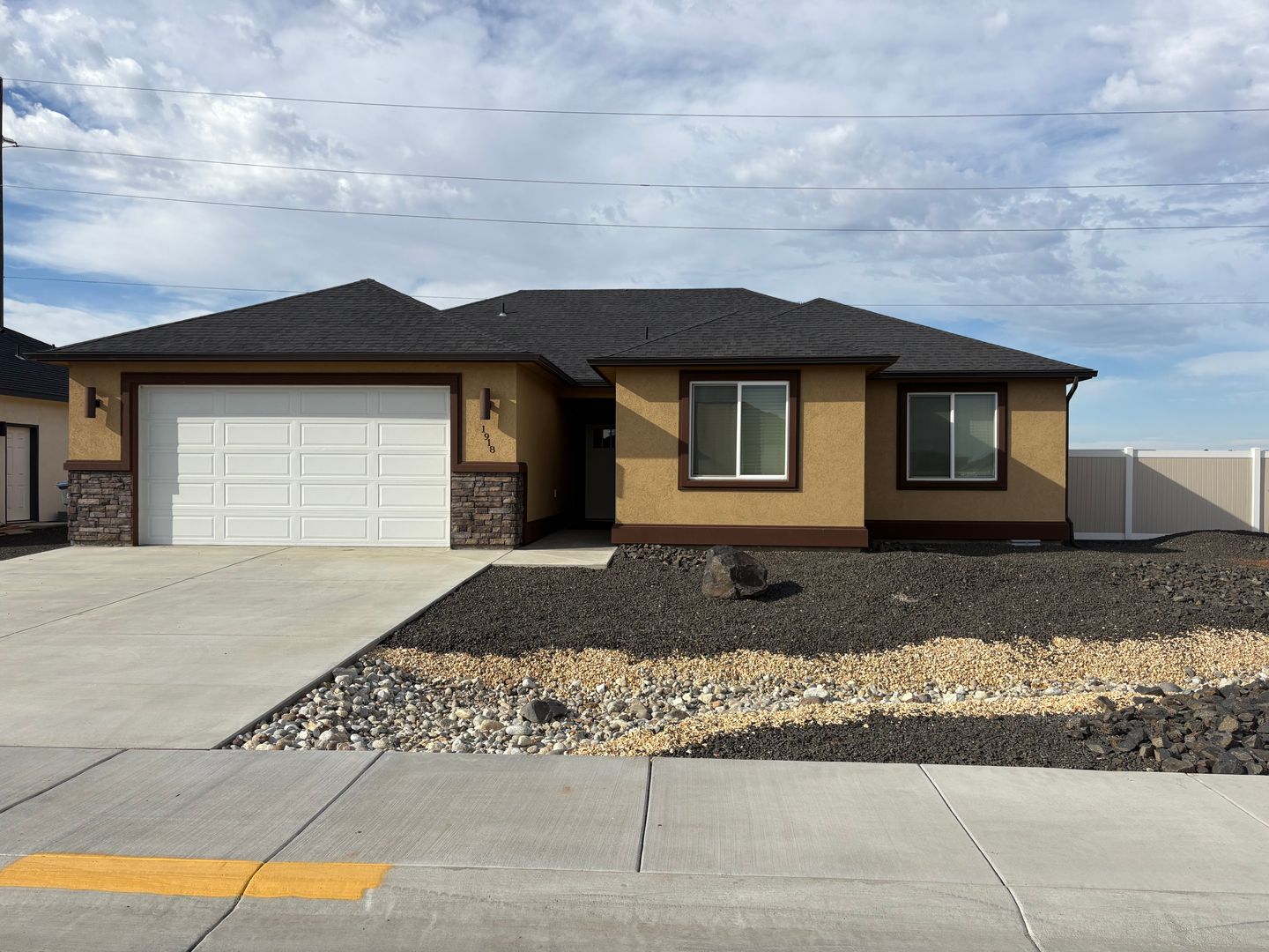 Quincy House: 1918 9th Ave SW