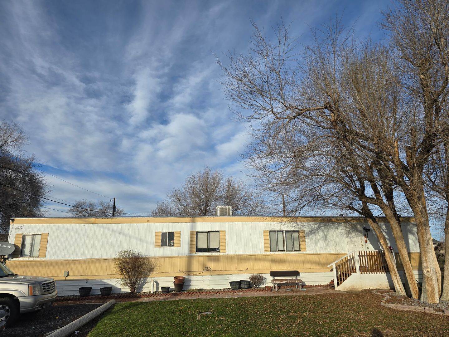 Ephrata House: 1926 Rd 17.5 NW