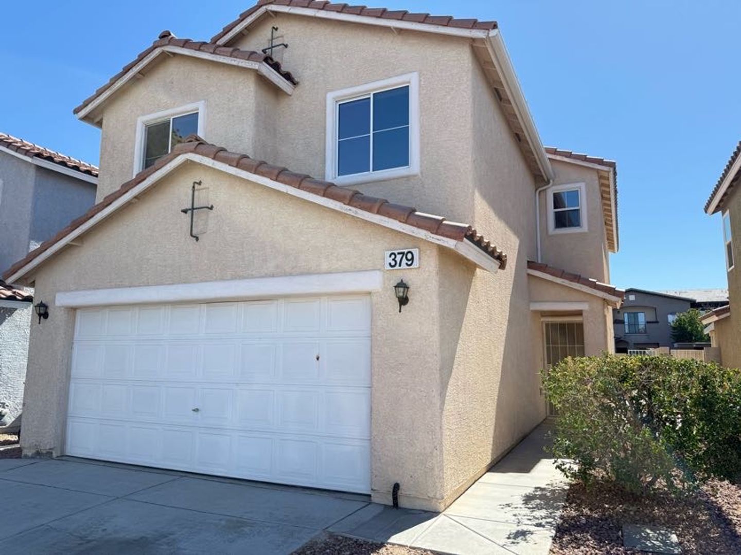 Las Vegas House: 379 Silverado Pines Ave